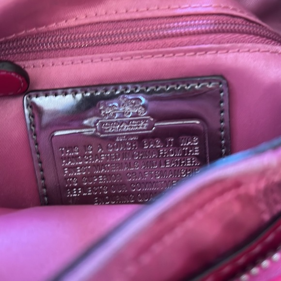 Used coach purse. This is a used purse that does show signs of wear. - Picture 2 of 6